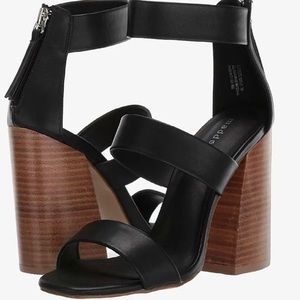Madden Girl Clyde Sandals in black - NWOT